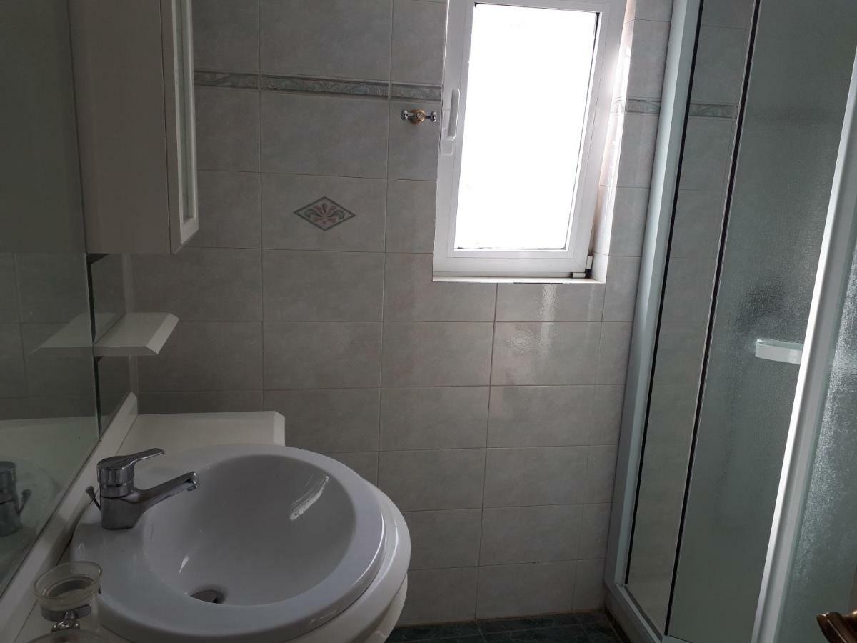 Sea View,Big And Comfortable Appartment In Voula Athens Exterior photo